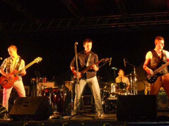 530045_261598267277281_1287647951_n 530045_261598267277281_1287647951_n